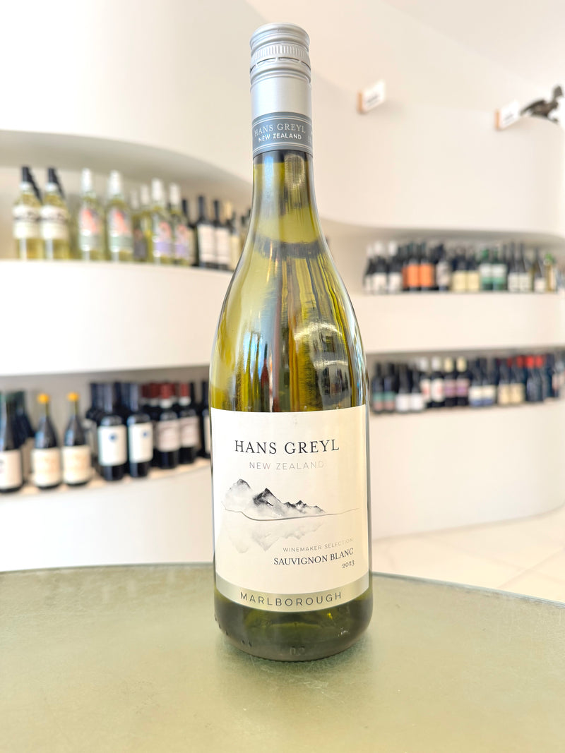 Hans Greyl, Sauvignon Blanc, New Zealand, 750mL