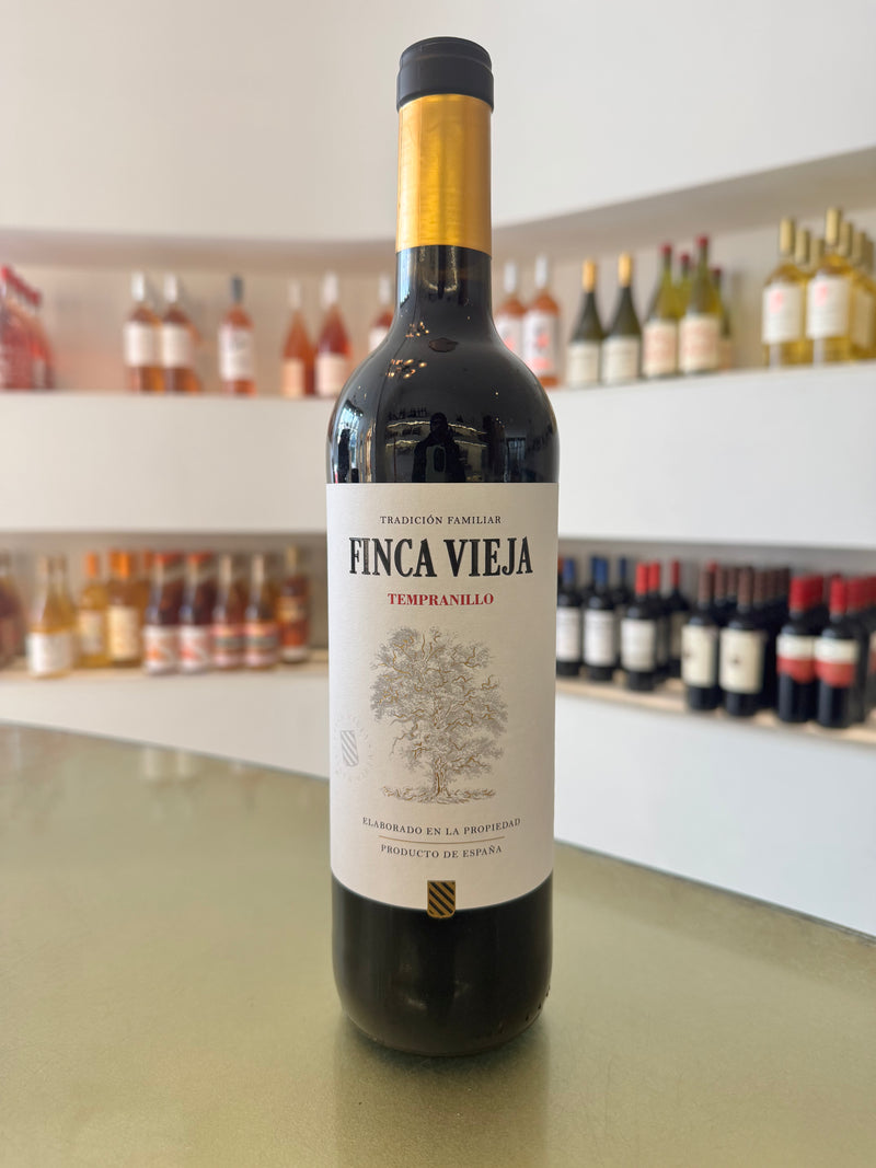 Finca Vieja, Tempranillo, Spain, 750mL